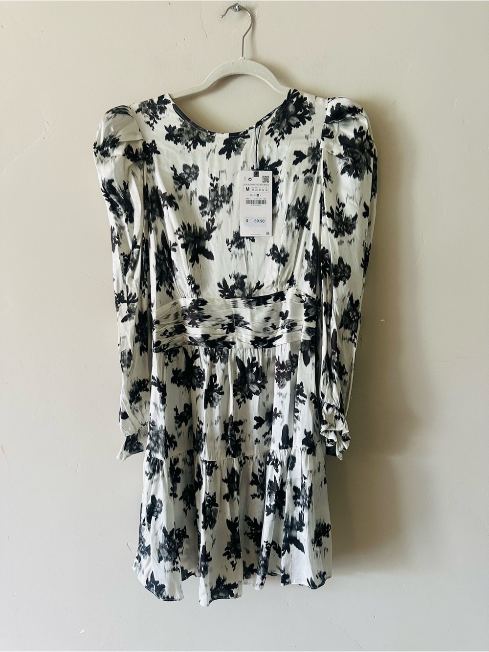 Zara Black & White Floral Long-Sleeve Tiered Mini Dress